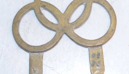 010940012A