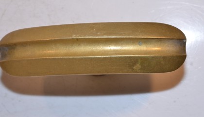 250240015A
