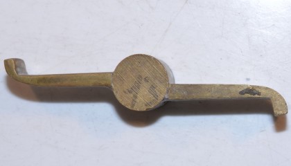 250240034A