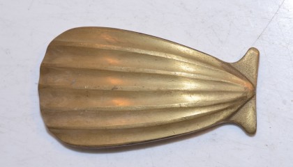 250240037A
