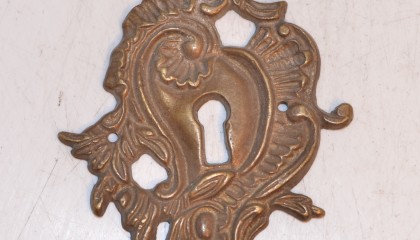 310910111A