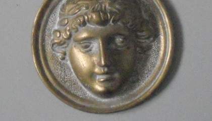 320890008A