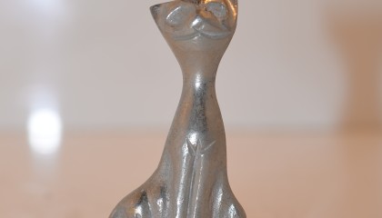 422010040A